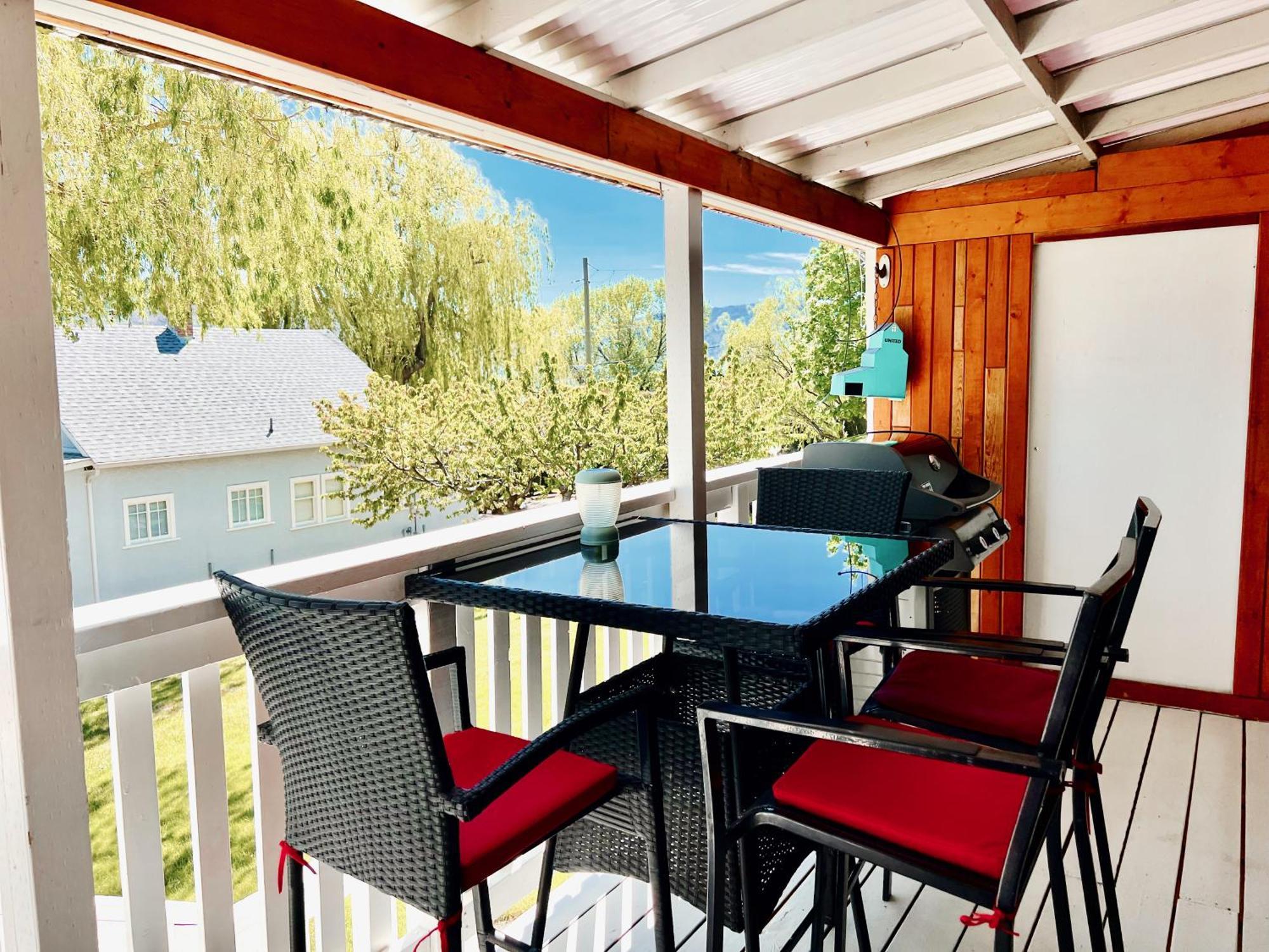 Peachland Beach Resort Exterior foto